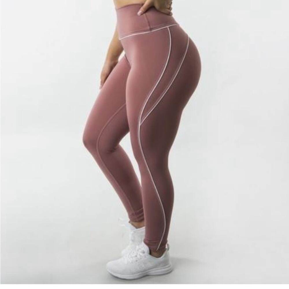 Buff Bunny Leggings